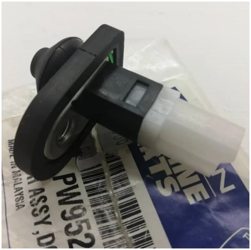 ORIGINAL PROTON GENUINE WIRA /WAJA /SAVVY /PERSONA /BLM /GEN2 FRONT RH DOOR SWITCH