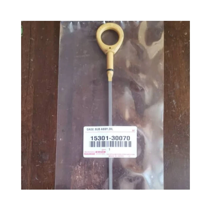 TOYOTA HILUX VIGO/FORTUNER OIL LEVEL GAUGE/ENGINE OIL LEVEL DISPTICK (ORIGINAL)